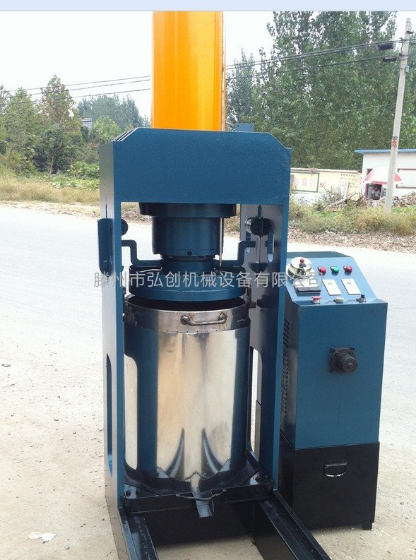 新型液壓榨油機(jī)